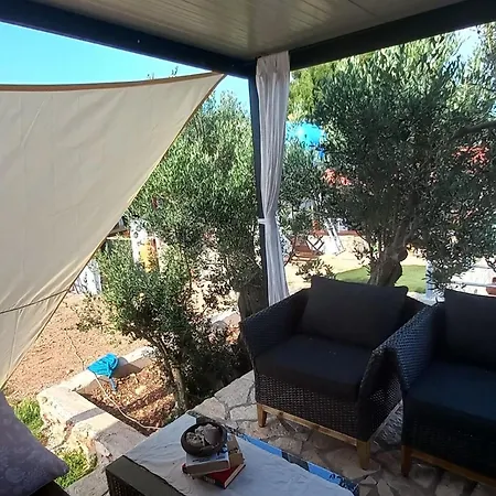 Apartmán Strandhaus Lady - Bain- Zut - Kornati By Interhome Pristanisce