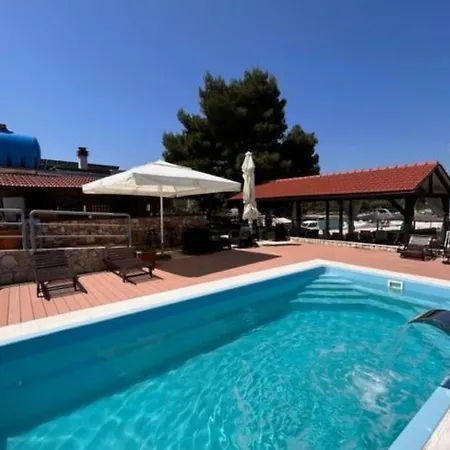Strandhaus Lady - Bain- Zut - Kornati By Interhome