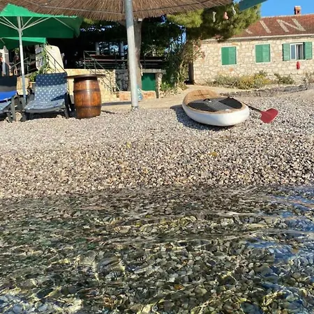 Strandhaus Lady - Bain- Zut - Kornati By Interhome Pristanisce
