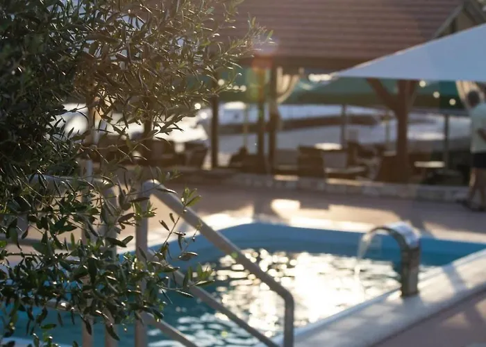 Strandhaus Lady - Bain- Zut - Kornati By Interhome Apartmán