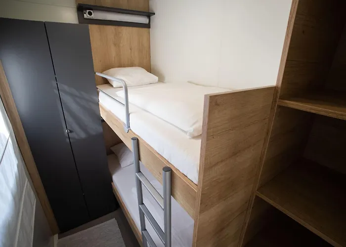 Strandhaus Lady - Bain- Zut - Kornati By Interhome Pristanisce